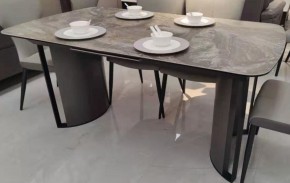 Стол RASMUS 160 KL-80 Серый мрамор, итальянская керамика / черный каркас, ®DISAUR в Нижнем Тагиле - nizhniy-tagil.mebel-74.com | фото